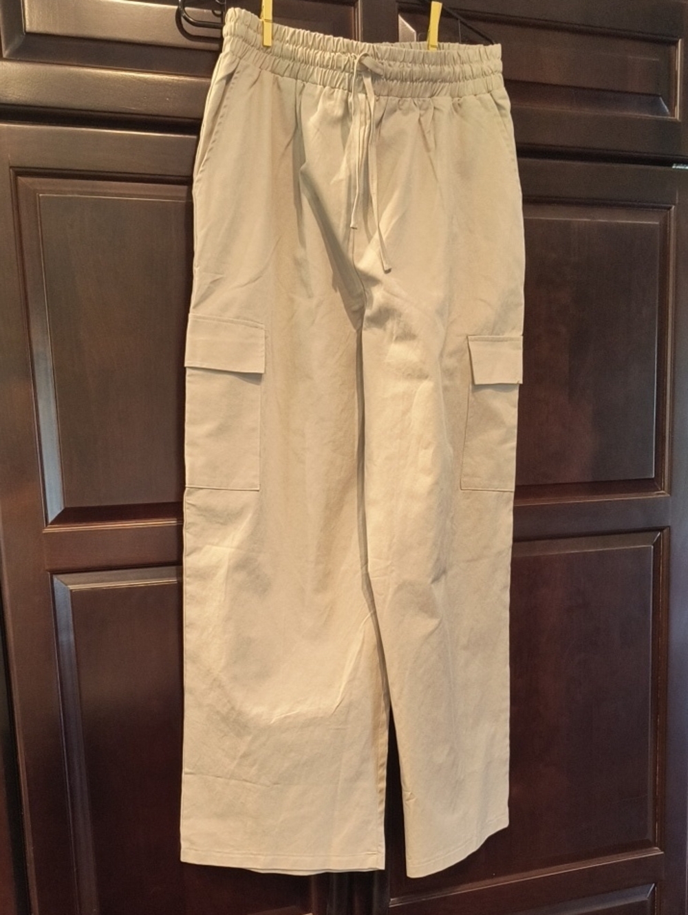 She + Sky Men's Light Khaki Cargo Pants with Drawstring Waist